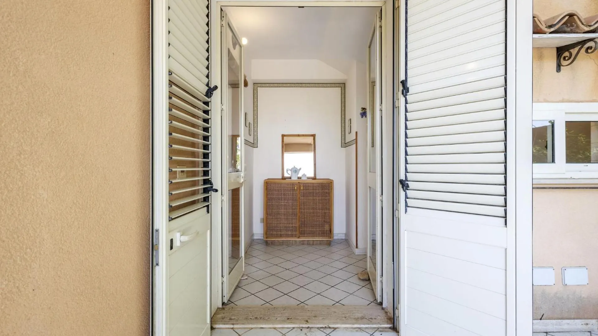 Apartment Cicladi-2 By Interhome Santa Flavia Italie